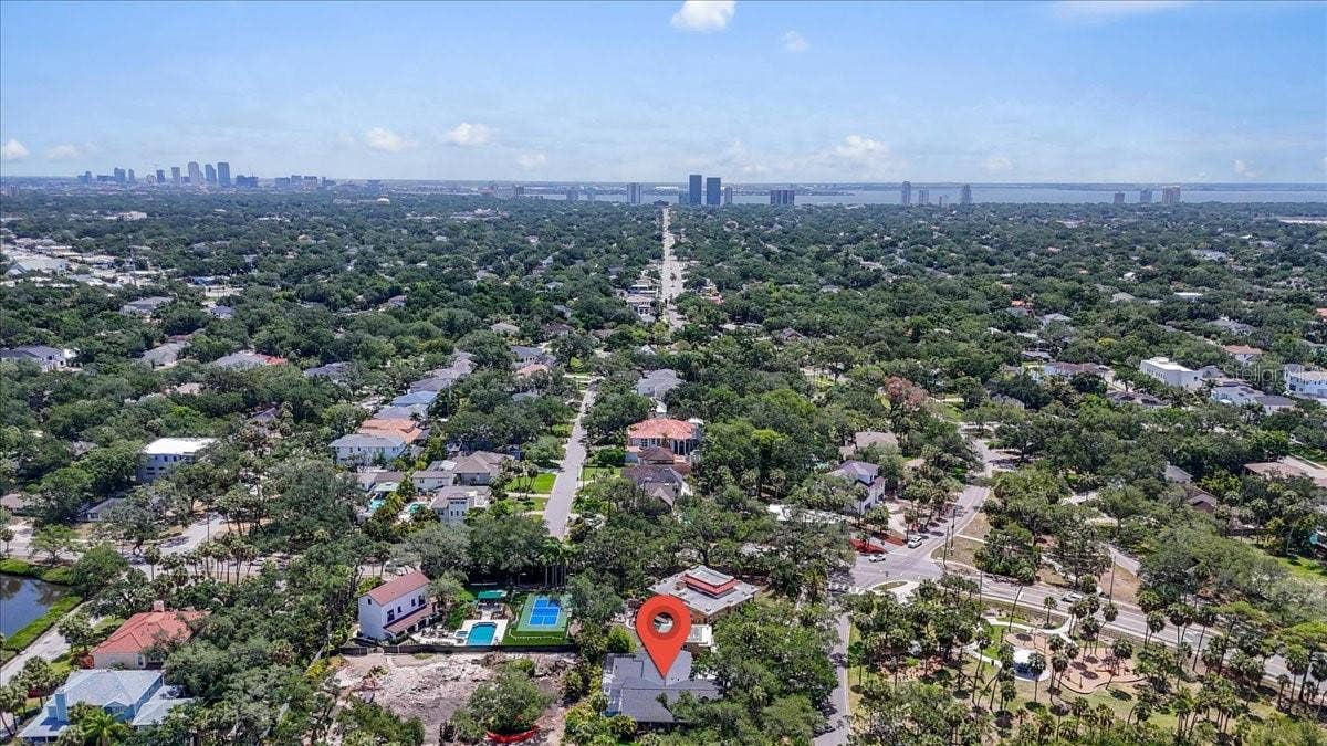 2708 N DUNDEE STREET, Tampa, FL 33629 2708 N DUNDEE STREET, Tampa, FL 33629