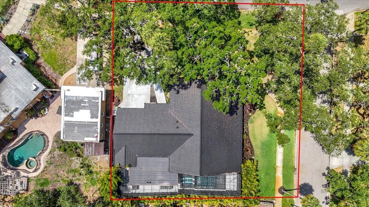 2708 N DUNDEE STREET, Tampa, FL 33629 2708 N DUNDEE STREET, Tampa, FL 33629
