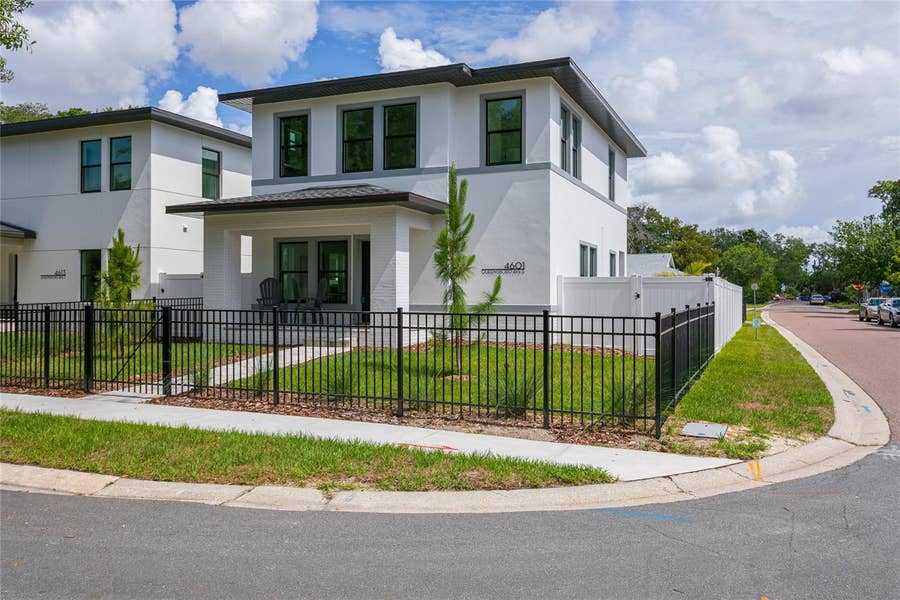 Property photo for 4601 QUEENSBORO AVENUE S, St Petersburg, FL