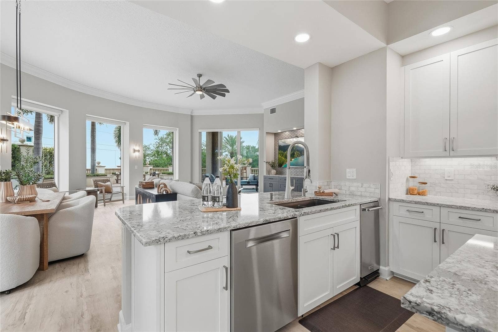100 BEACH DRIVE NE, #301, St Petersburg, FL 33701