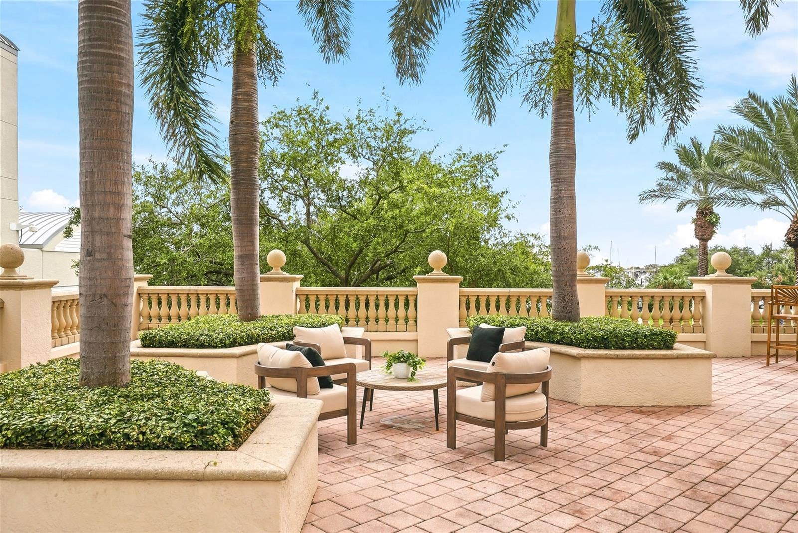 100 BEACH DRIVE NE, #301, St Petersburg, FL 33701