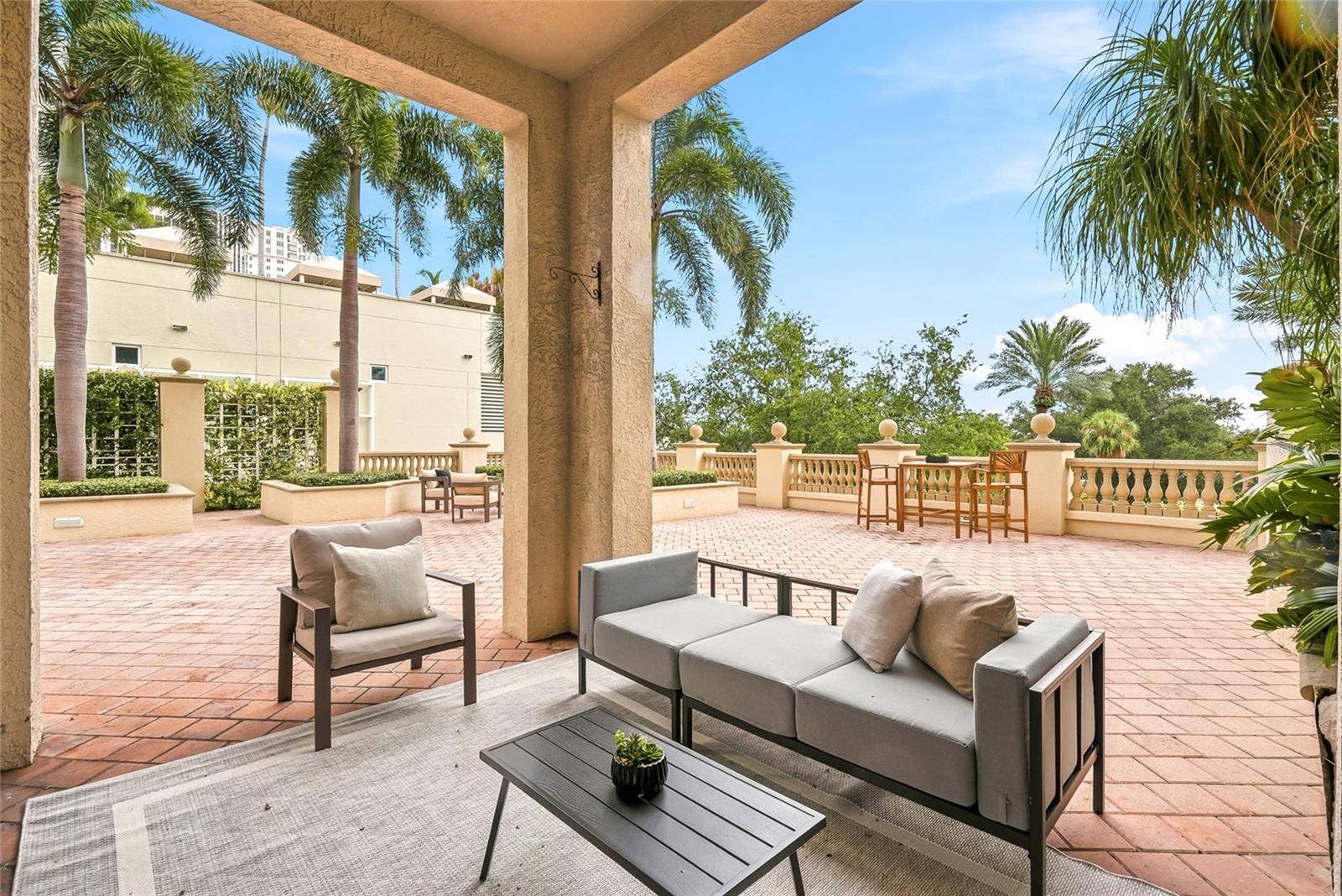 100 BEACH DRIVE NE, #301, St Petersburg, FL 33701