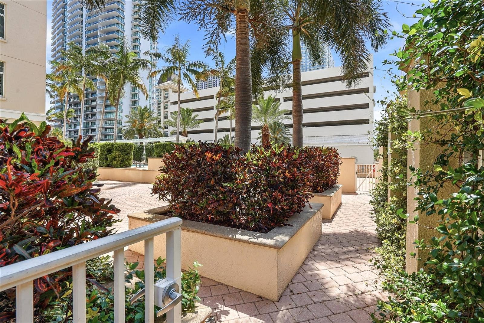100 BEACH DRIVE NE, #301, St Petersburg, FL 33701