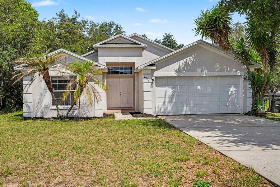 Property photo for 1906 LAKEVIEW WAY, Kissimmee, FL