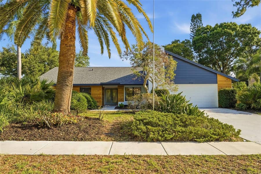 Property photo for 2700 SEDGEFIELD COURT E, Clearwater, FL