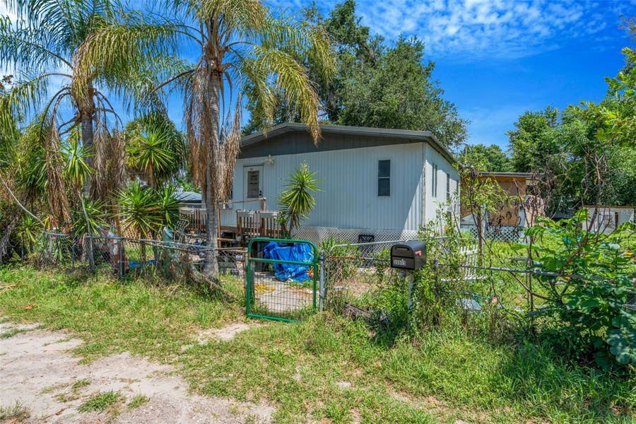 Property photo for 35913 VALLEYBROOK AVENUE, Zephyrhills, FL
