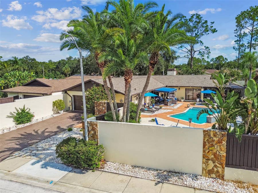 Property photo for 5004 PALOMA DRIVE, Tampa, FL