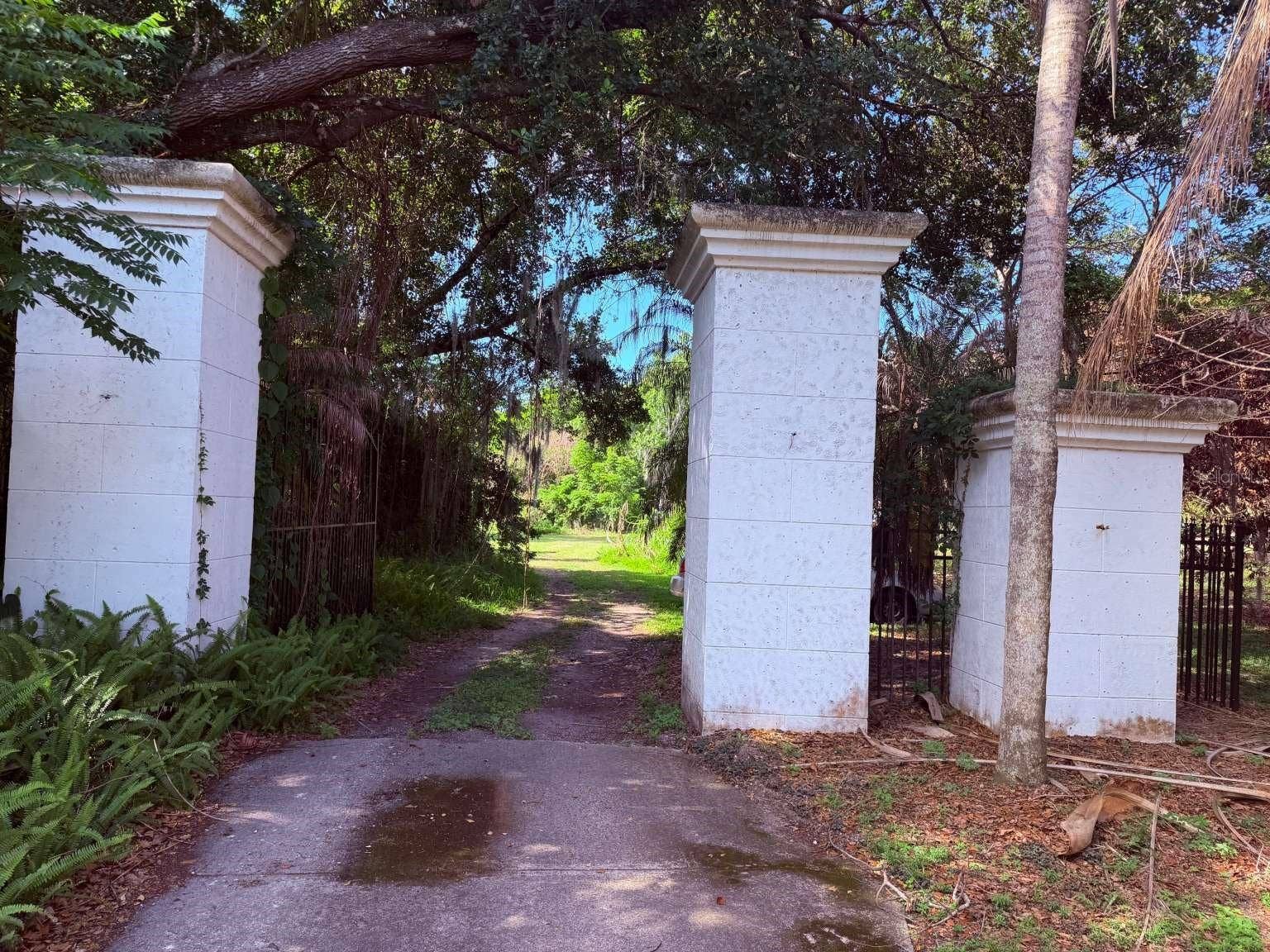 10984 PARK RIDGE GOTHA ROAD, Windermere, FL 34786 10984 PARK RIDGE GOTHA ROAD, Windermere, FL 34786