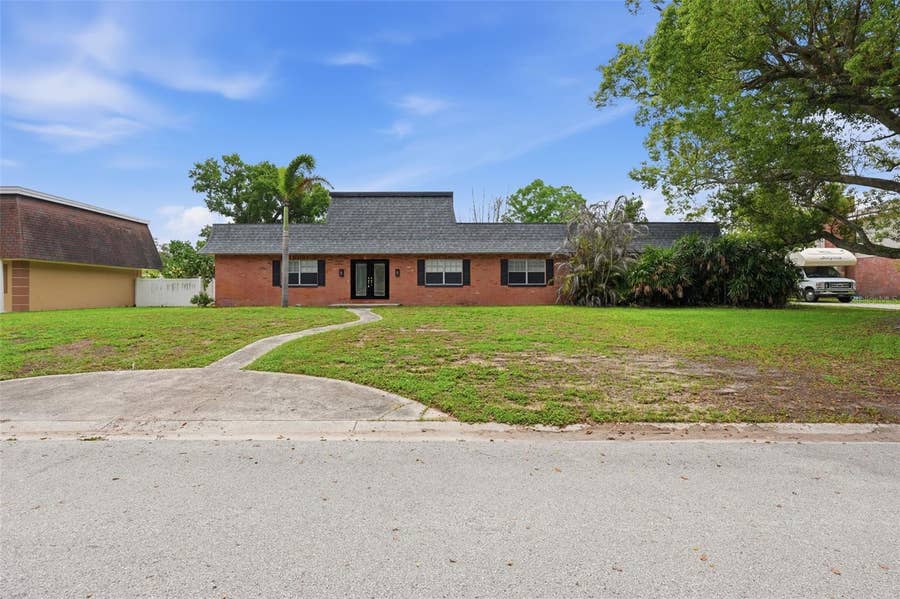 Property photo for 1303 WALLWOOD DRIVE, Brandon, FL