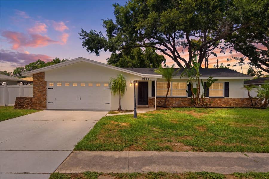 Property photo for 1656 WEBB DRIVE, Clearwater, FL