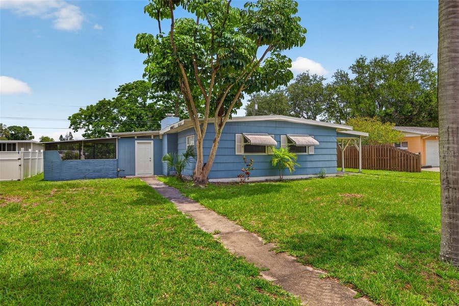 Property photo for 6819 MEADOWLAWN DRIVE N, St Petersburg, FL
