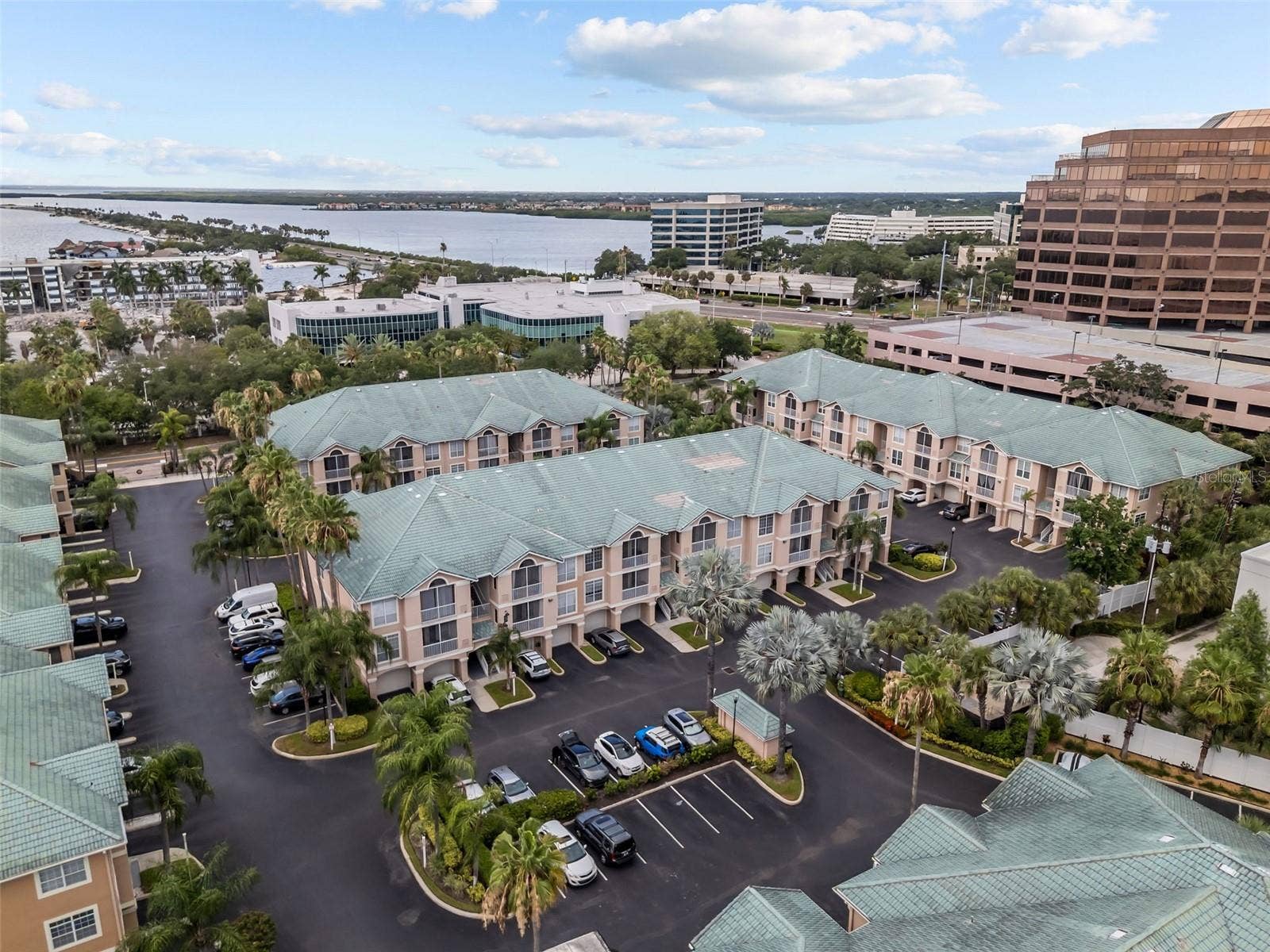 3302 BAY CLUB CIRCLE, #3202, Tampa, FL 33607 3302 BAY CLUB CIRCLE, #3202, Tampa, FL 33607