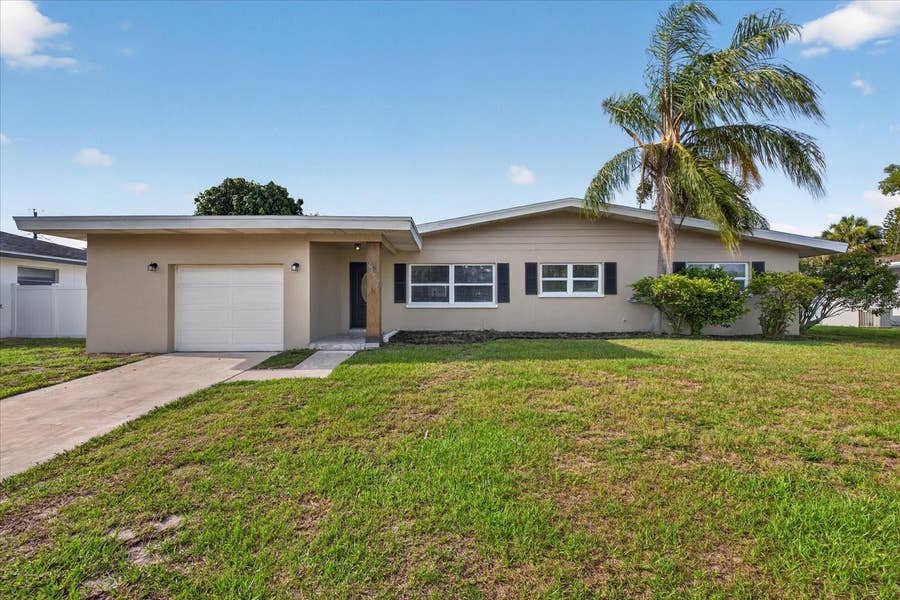 Property photo for 2239 DUNCAN DRIVE, Belleair Bluffs, FL