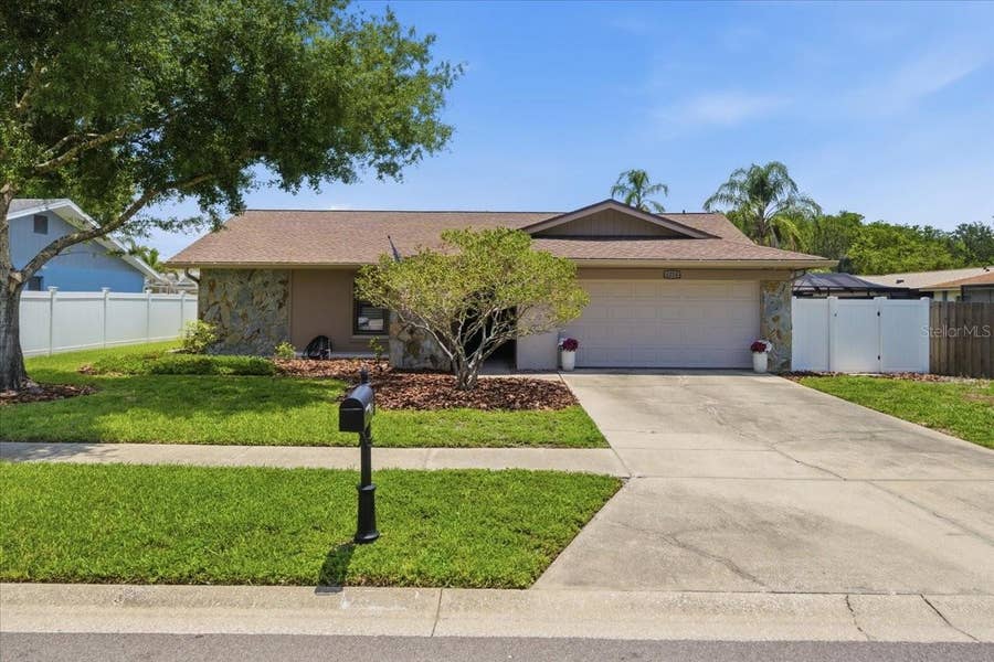 Property photo for 4218 HOLLOWTRAIL DRIVE, Tampa, FL