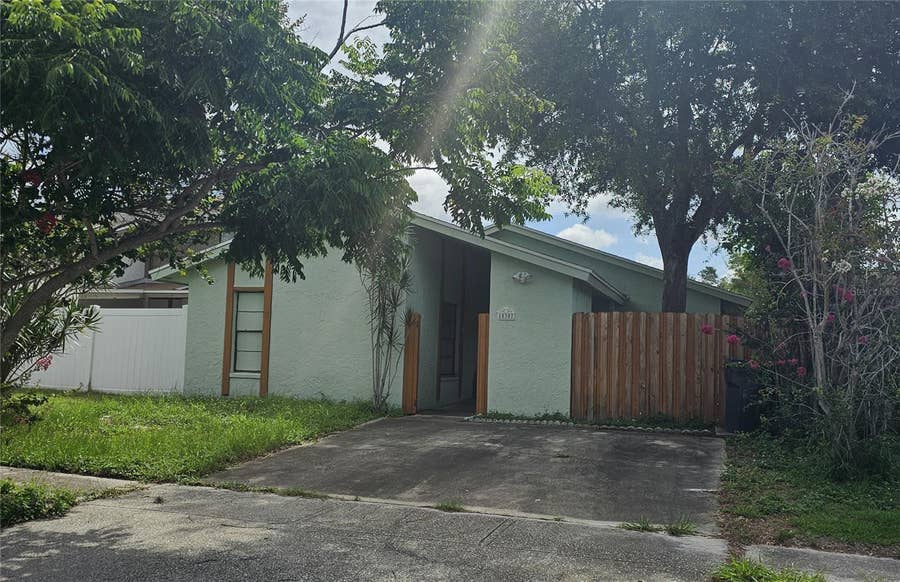 Property photo for 10307 PENNYTREE PLACE, Tampa, FL