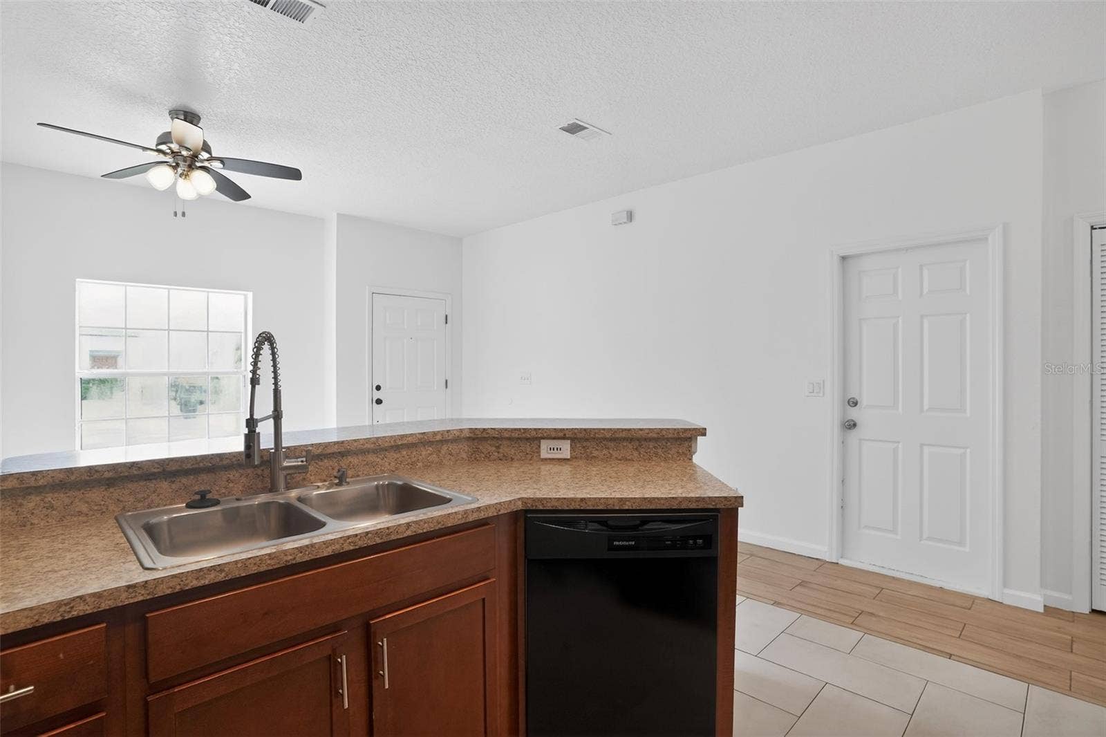 1923 YELLOWFIN DRIVE, Port Orange, FL 32128