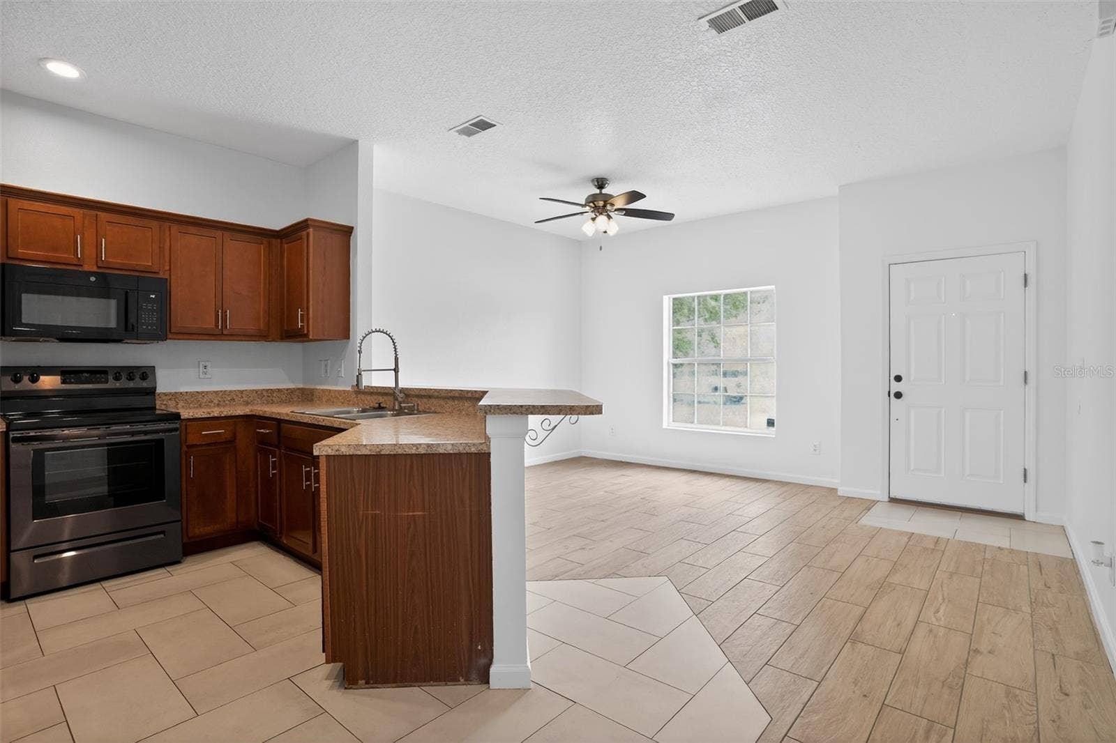 1923 YELLOWFIN DRIVE, Port Orange, FL 32128