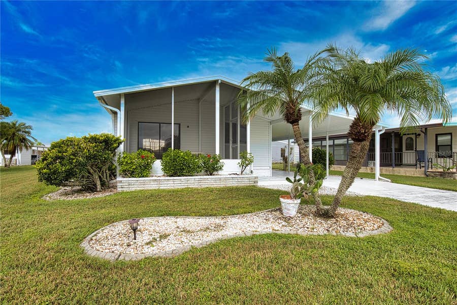 Property photo for 632 LA JOLLA CIRCLE, North Port, FL