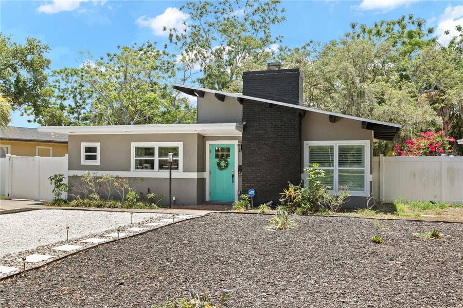 Property photo for 520 LAKE MAGGIORE BOULEVARD S, St Petersburg, FL