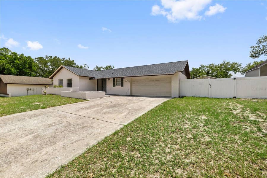Property photo for 8517 RENALD BOULEVARD, Tampa, FL