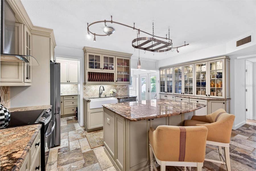 Property photo for 1065 EDEN ISLE BOULEVARD NE, #2, St Petersburg, FL