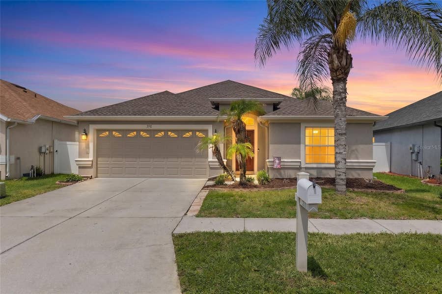 Property photo for 3911 LANGDRUM DRIVE, Wesley Chapel, FL