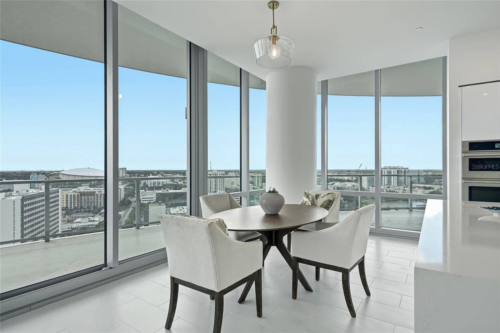400 CENTRAL AVENUE, #1901, St Petersburg, FL 33701 400 CENTRAL AVENUE, #1901, St Petersburg, FL 33701