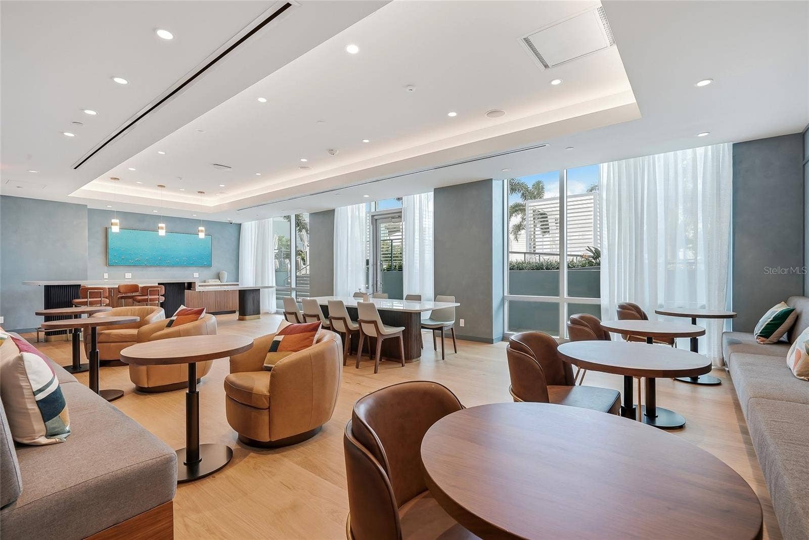400 CENTRAL AVENUE, #1901, St Petersburg, FL 33701 Take a break from the sun in the inviting poolside lounge #1.