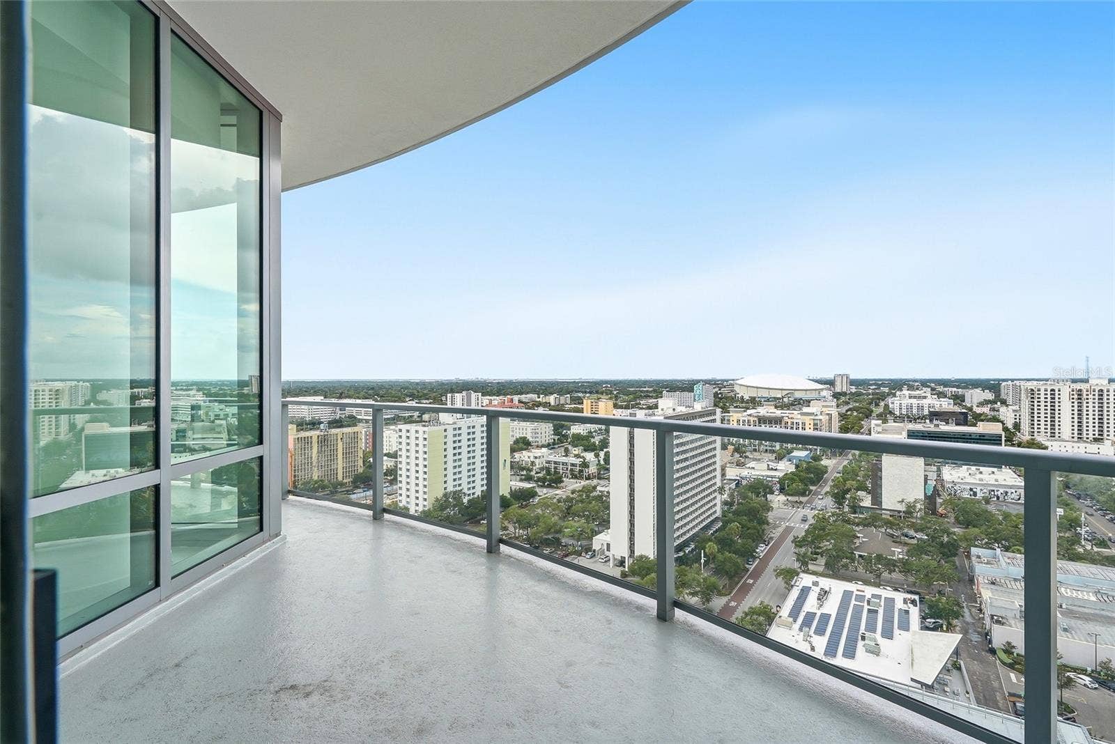 400 CENTRAL AVENUE, #1901, St Petersburg, FL 33701 Private balcony off the guest bedroom.