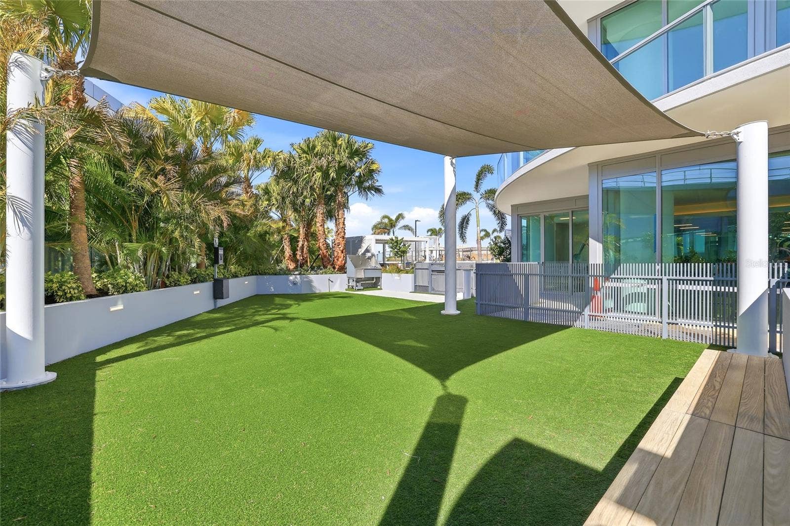 400 CENTRAL AVENUE, #1901, St Petersburg, FL 33701 Dog park