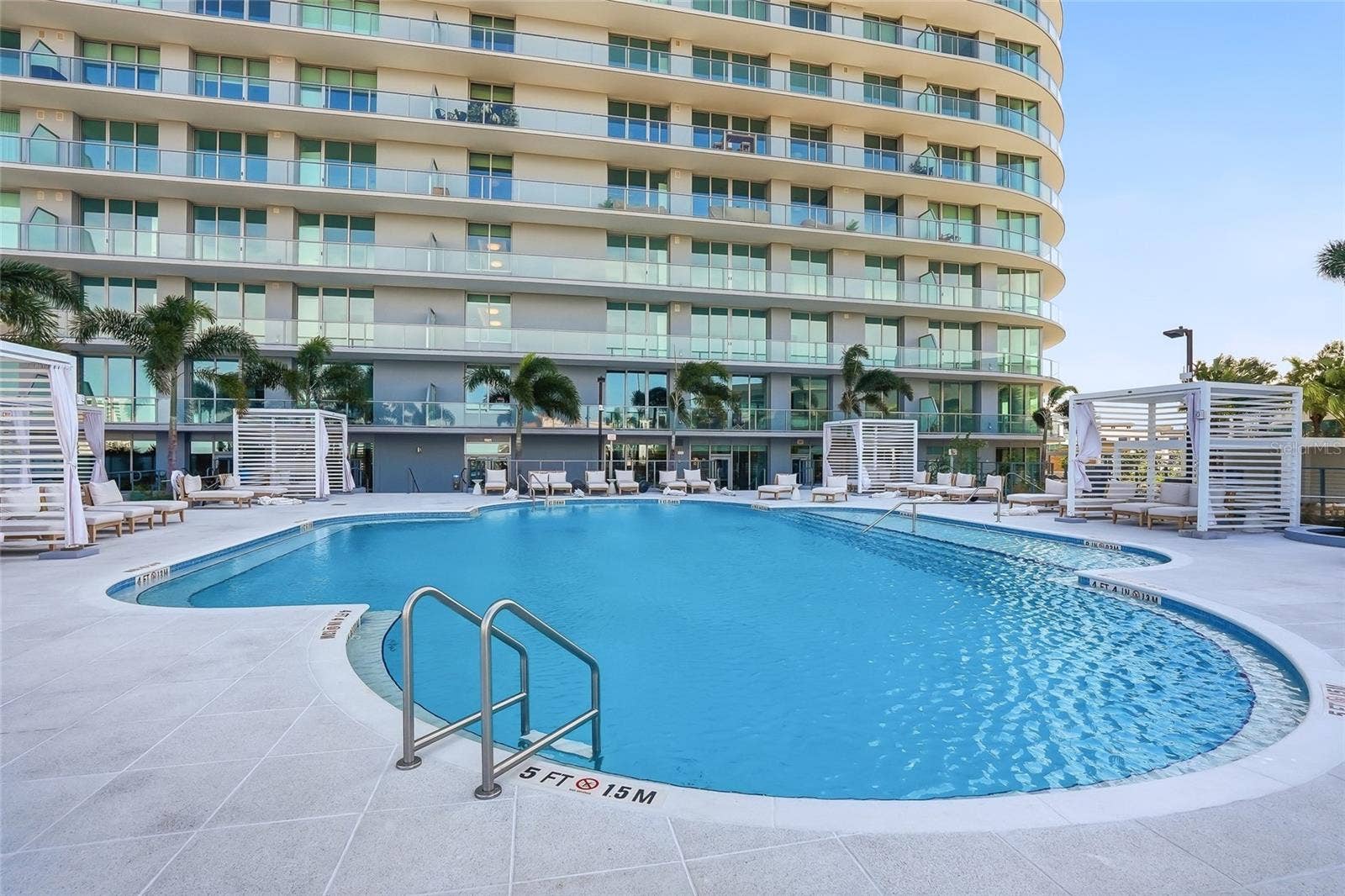 400 CENTRAL AVENUE, #1901, St Petersburg, FL 33701 Relax and unwind at the beautifully appointed resort style pool.