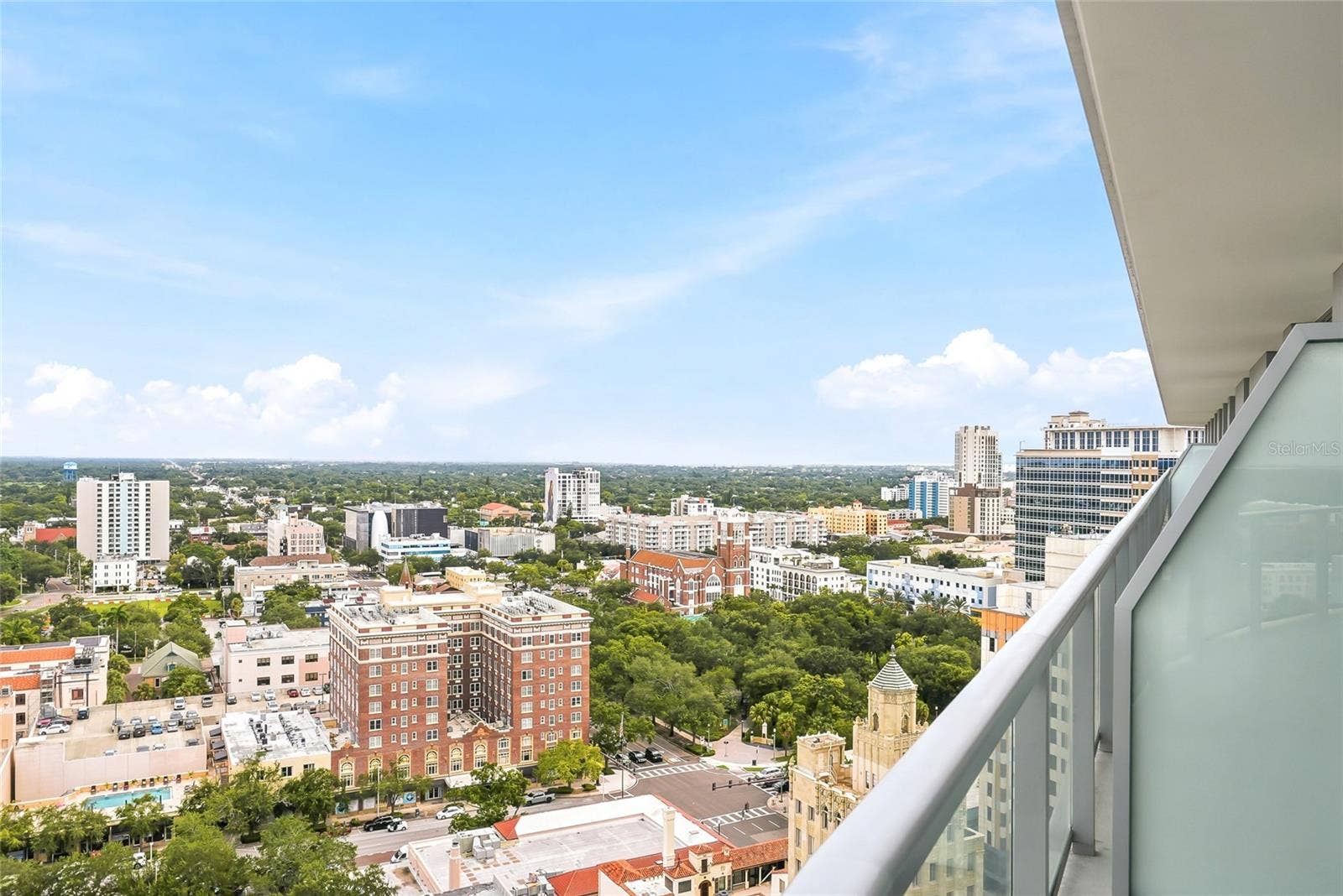 400 CENTRAL AVENUE, #1901, St Petersburg, FL 33701 Balcony view from the guest room