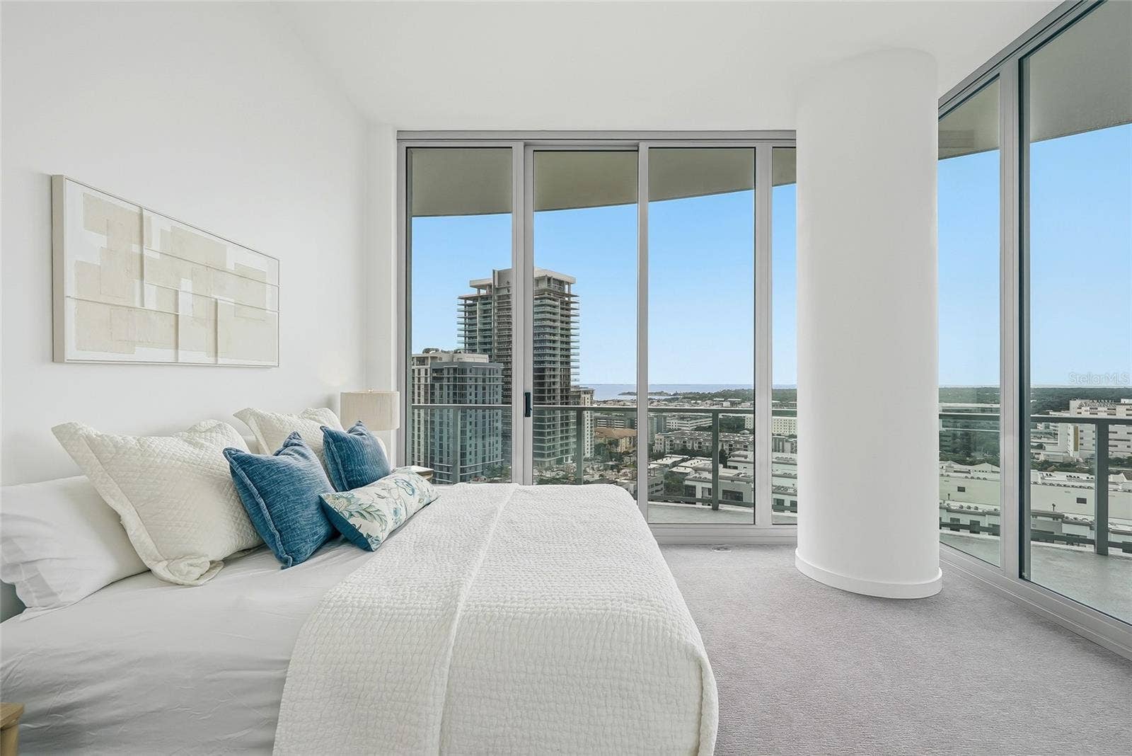 400 CENTRAL AVENUE, #1901, St Petersburg, FL 33701 Primary bedroom retreat.