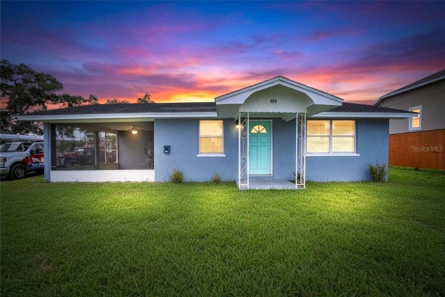 Property photo for 304 4TH AVENUE NW, Ruskin, FL