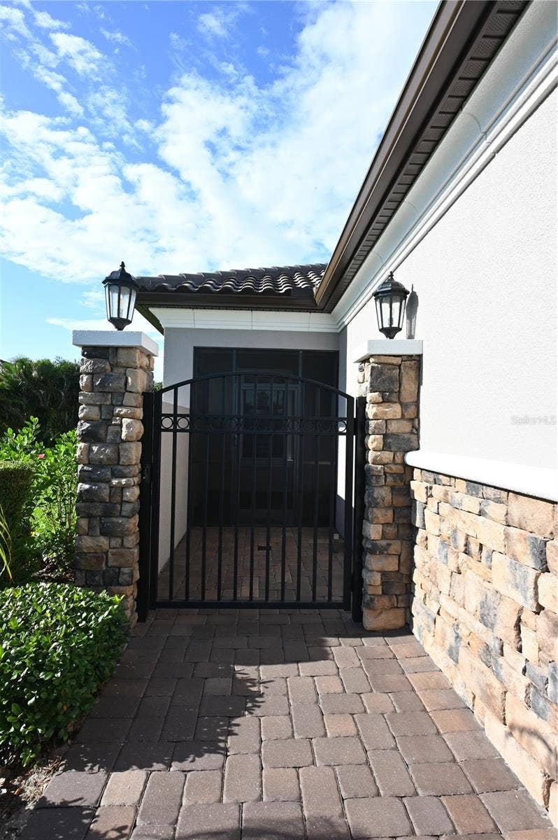 9760 HIGHLAND PARK PLACE, Palmetto, FL 34221 9760 HIGHLAND PARK PLACE, Palmetto, FL 34221