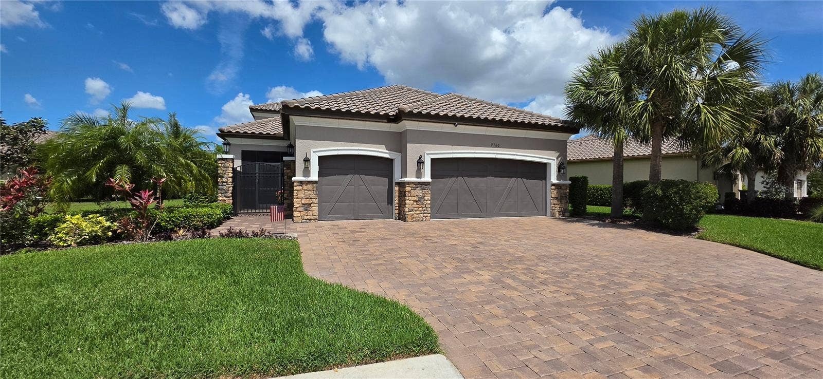 9760 HIGHLAND PARK PLACE, Palmetto, FL 34221 9760 HIGHLAND PARK PLACE, Palmetto, FL 34221