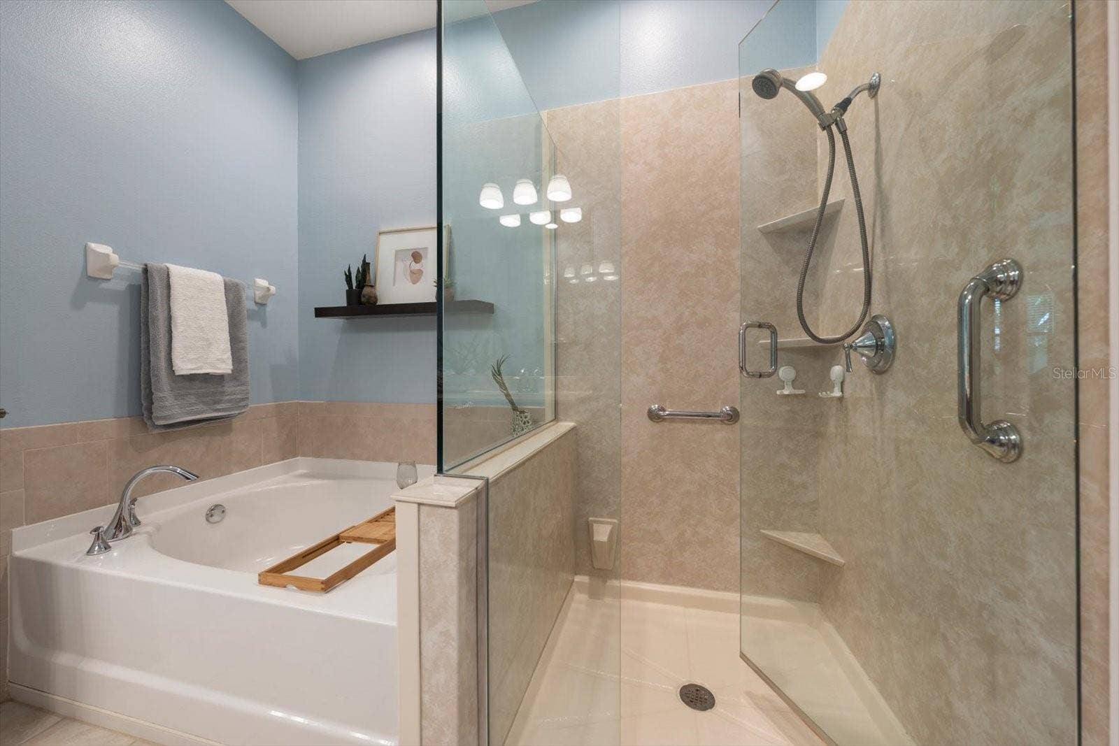 8241 ACADIAN LANE, Seminole, FL 33777