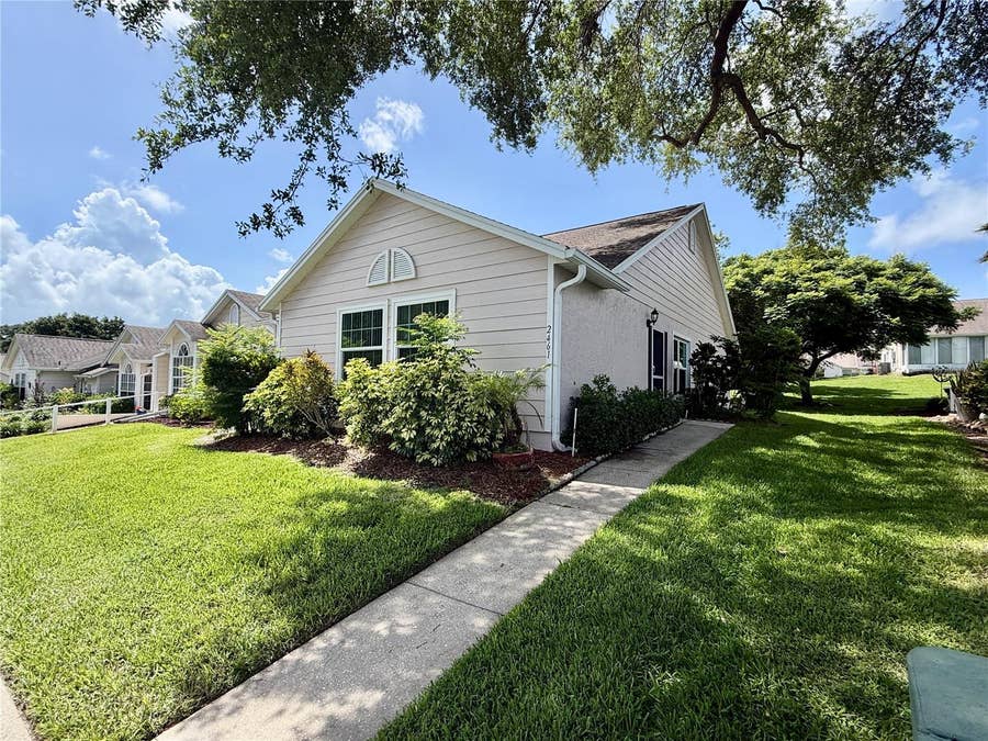 Property photo for 2461 BENTLEY DRIVE, Palm Harbor, FL