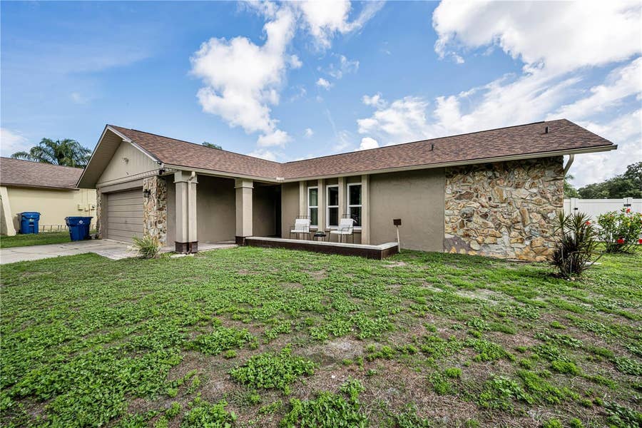 Property photo for 6907 OLDGATE CIRCLE, New Port Richey, FL