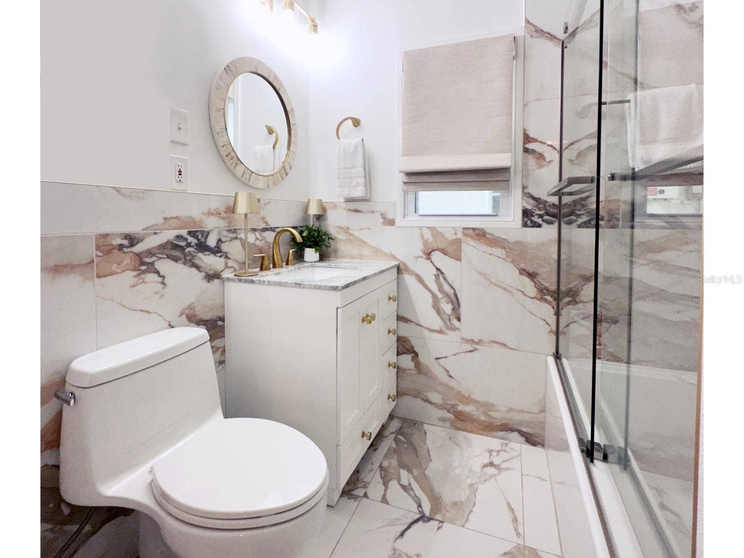 155 112TH AVENUE, #A, Treasure Island, FL 33706 Second bathroom