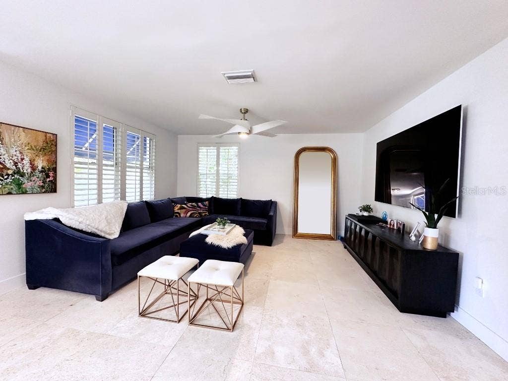 155 112TH AVENUE, #A, Treasure Island, FL 33706 Living Room