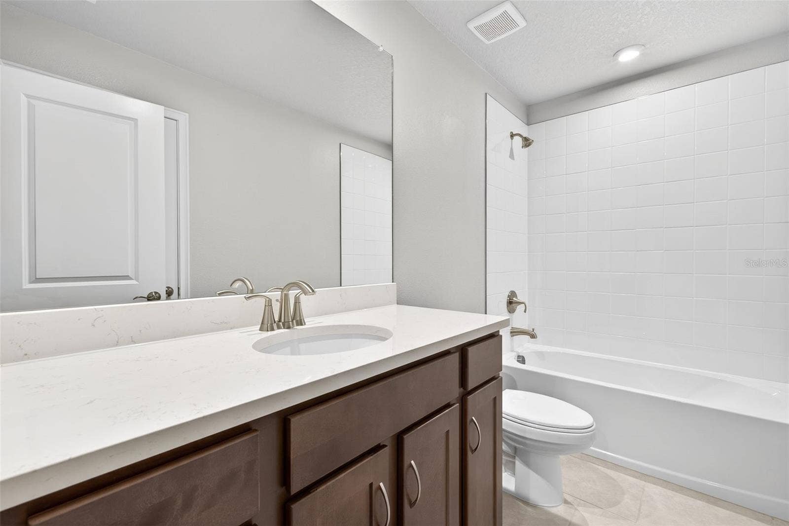 9187 AURELIA AVENUE, Parrish, FL 34219 Secondary Bath