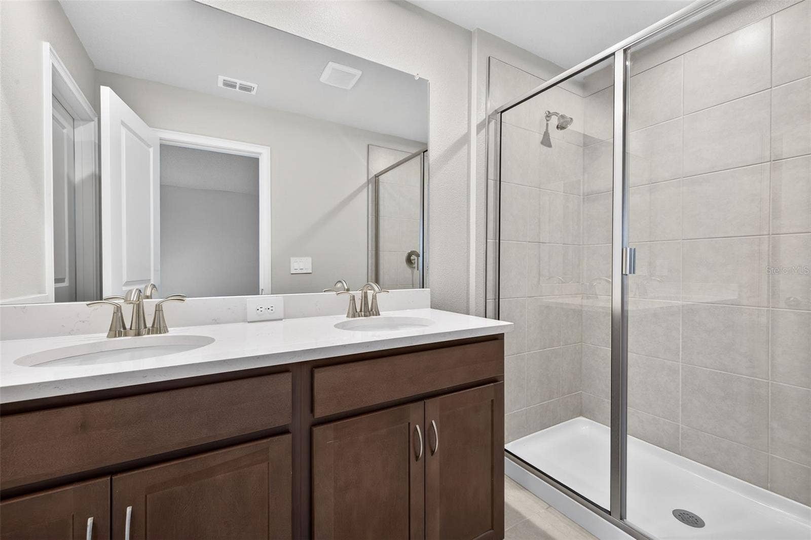 9187 AURELIA AVENUE, Parrish, FL 34219 Primary Bath