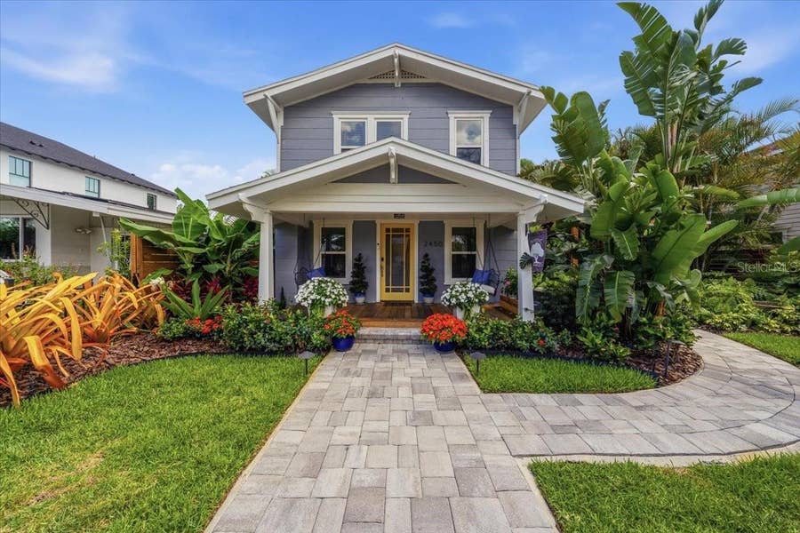 Property photo for 2450 BURLINGTON AVENUE N, St Petersburg, FL