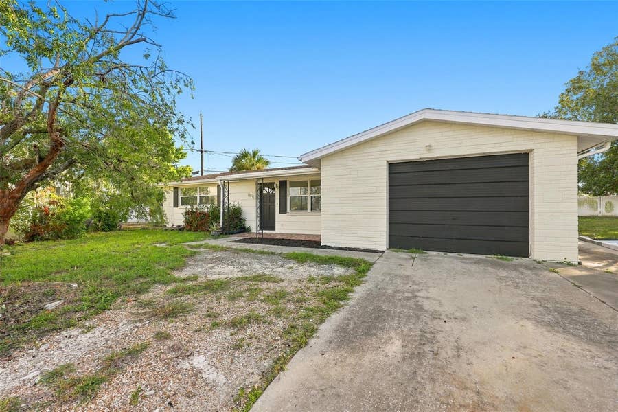 Property photo for 1254 FIRECREEK COURT, Holiday, FL