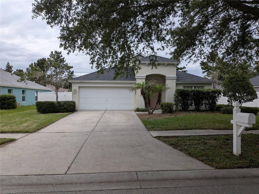 Property photo for 2024 SAMANTHA LANE, Valrico, FL
