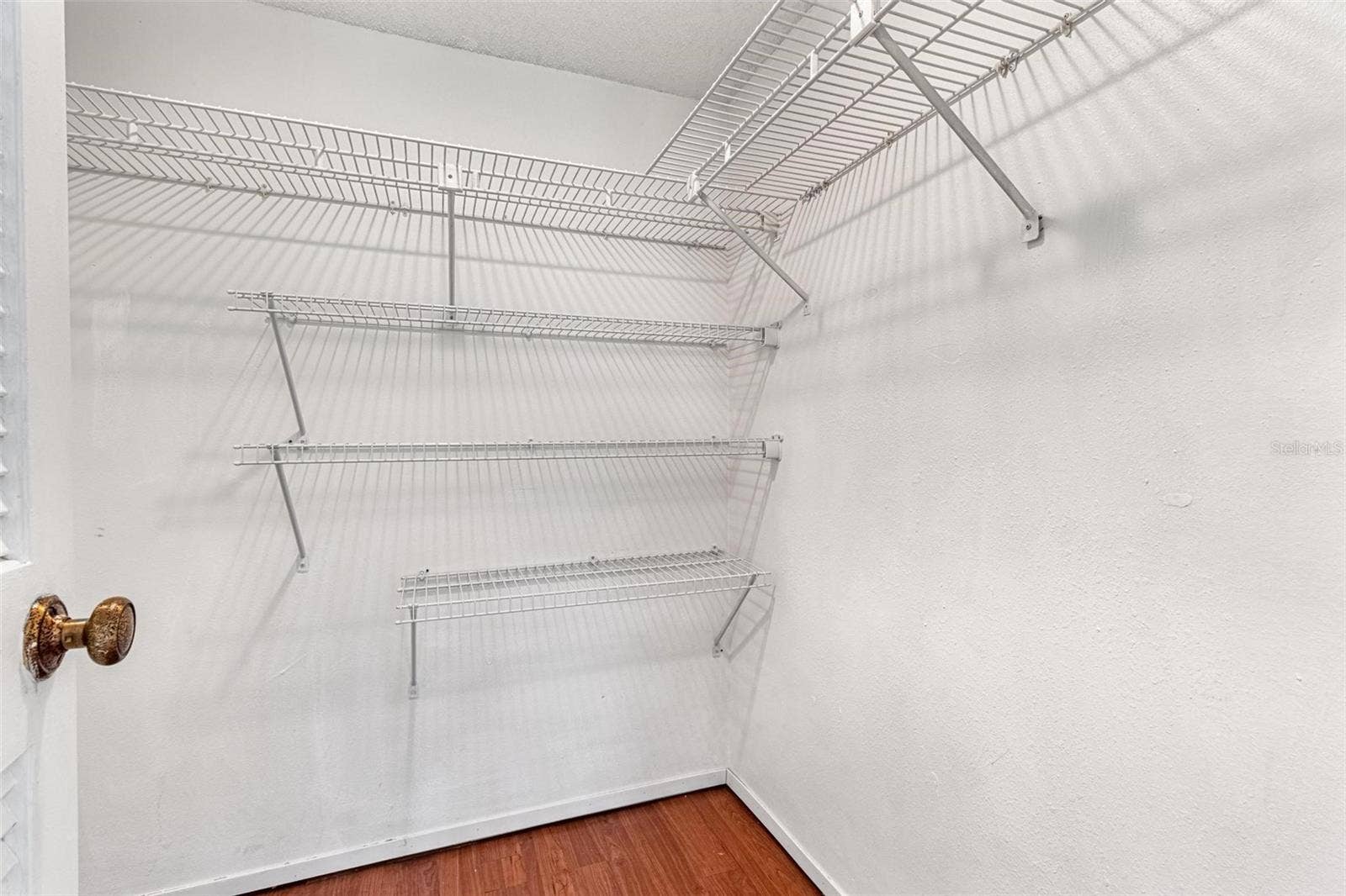 primary closet 1