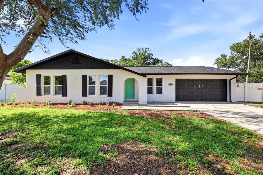 Property photo for 3304 KING RICHARD COURT, Seffner, FL