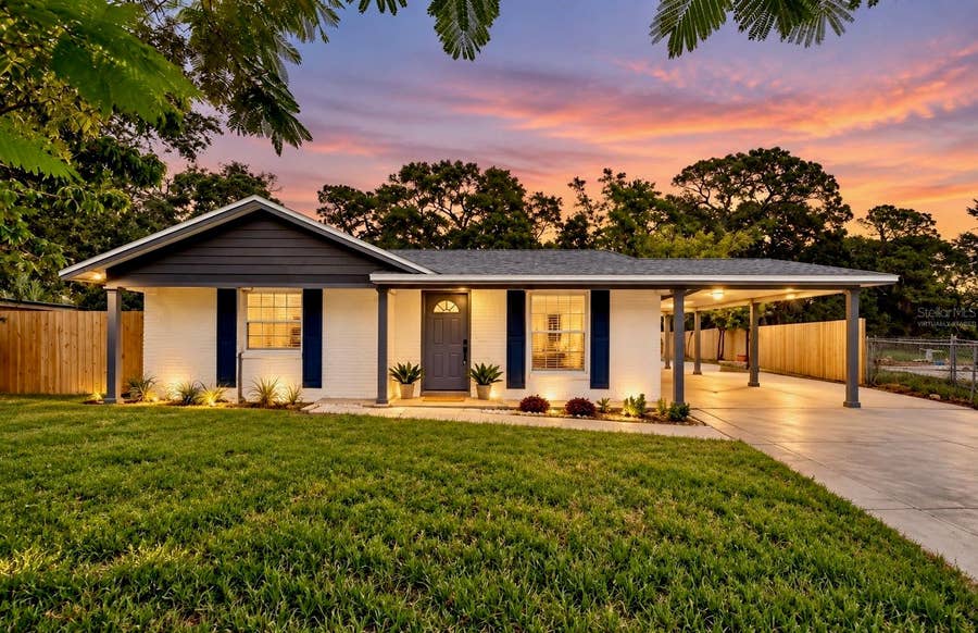 Property photo for 6532 S WEST SHORE CIRCLE, Tampa, FL