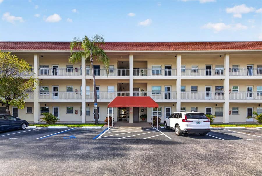 Property photo for 4000 3RD STREET N, #304, St Petersburg, FL